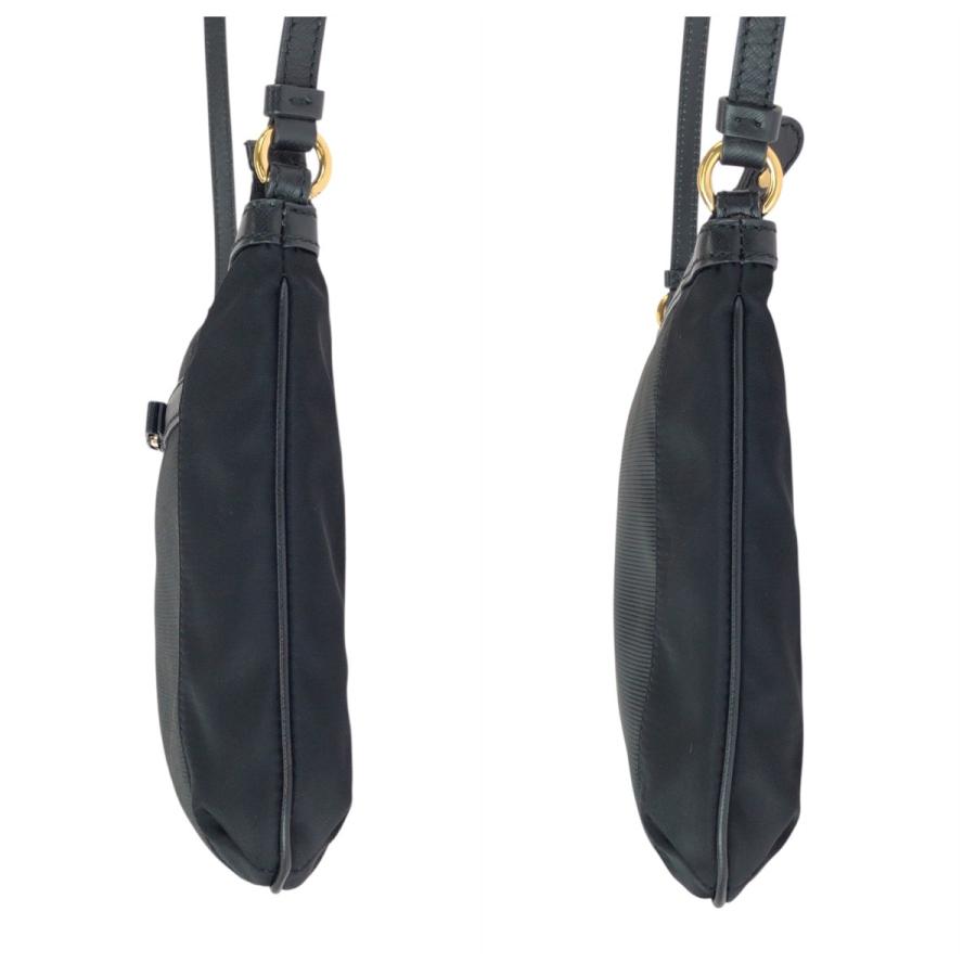 美品 Salvatore Ferragamo サルヴァトーレフェラガモ ヴァラ リボン ブラック 黒 ナイロン/レザー ショルダーバッグ ポシェット 600445 |  | 06