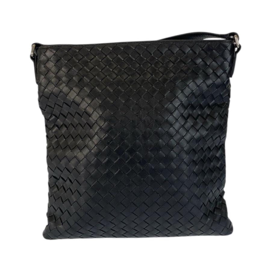 【美品】ボッテガヴェネタ イントレチャート ショルダーバッグ ブラック メンズ 美品 BOTTEGAVENETA ボッテガヴェネタ イントレチャート ブラック 黒