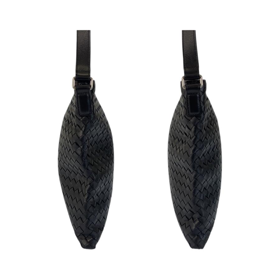 美品 BOTTEGAVENETA ボッテガヴェネタ イントレチャート ブラック 黒