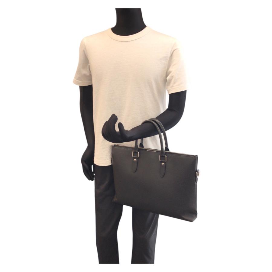 LOUIS VUITTON（ルイ・ヴィトン） 美品 タイガ アントン ブラック 黒