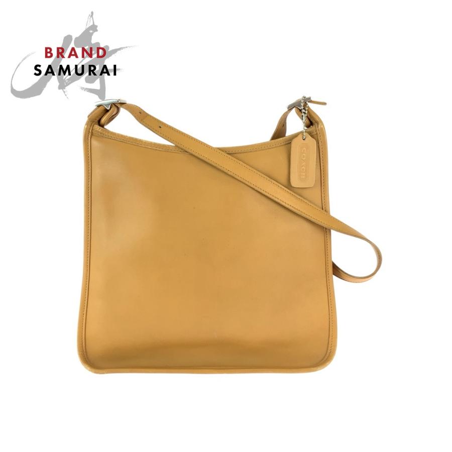 美品 COACH コーチ オールドコーチ ベージュ シルバー金具 レザー F9P 9073 ショルダーバッグ メッセンジャーバッグ レディース 600891 【中古】 COACH（コーチ） 美品 オールドコーチ ベージュ シルバー金具 レザー