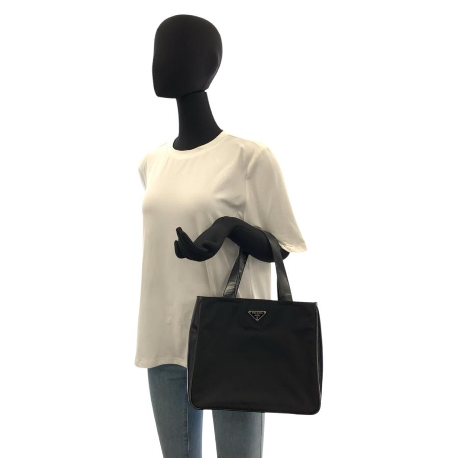 PRADA（プラダ） 美品 テスート 三角ロゴプレート ブラック 黒