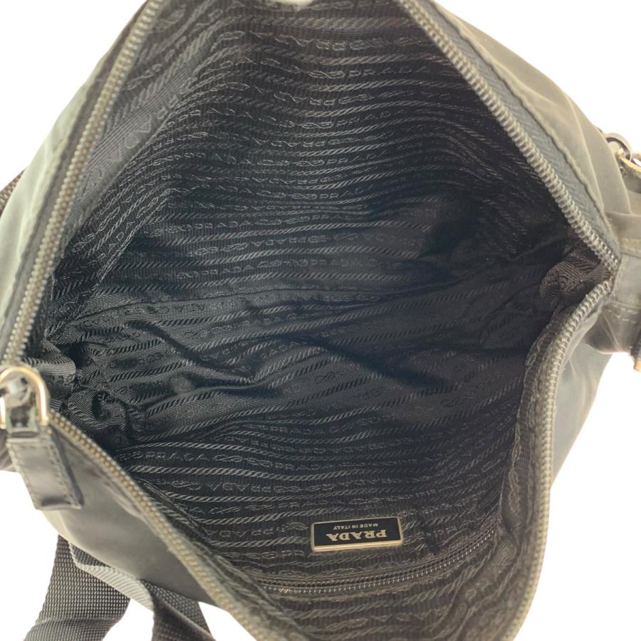 PRADA（プラダ） テスート 三角ロゴプレート ブラック 黒 シルバー金具 