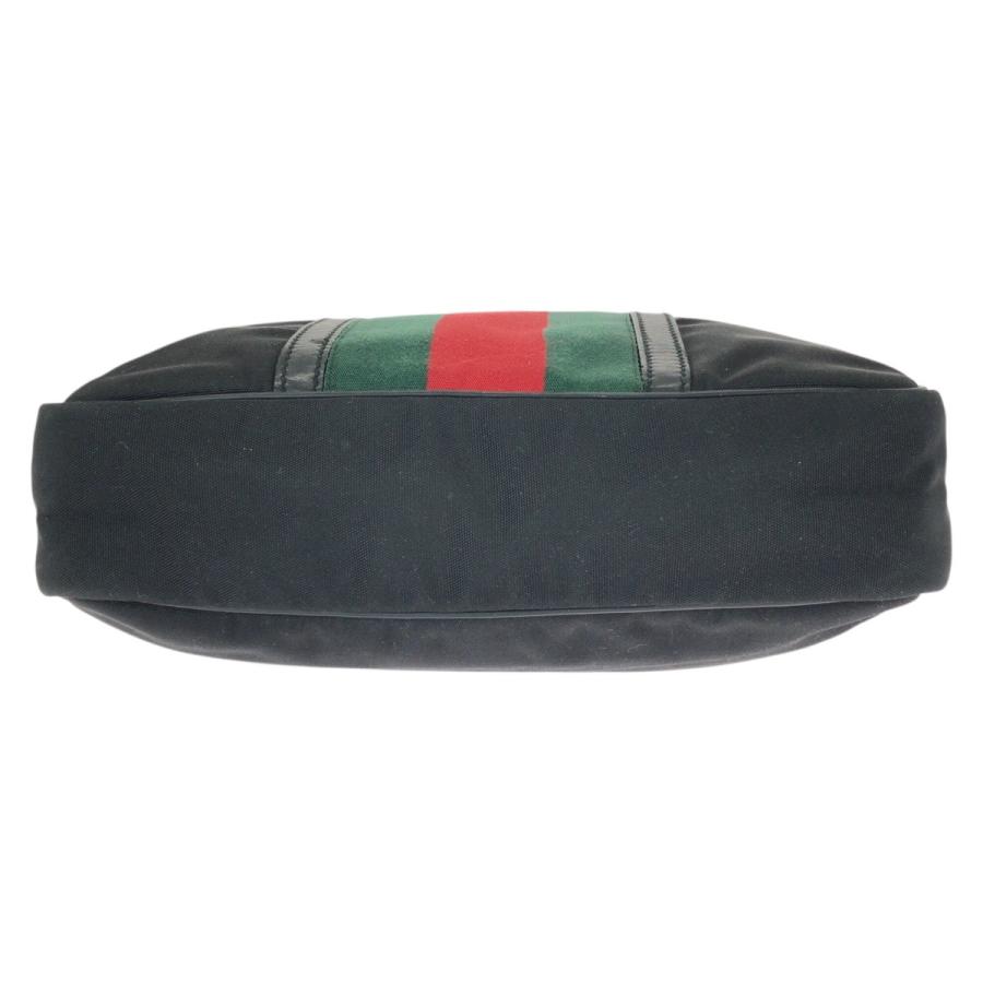 GUCCI（グッチ） シェリーライン インターロッキング ブラック 黒