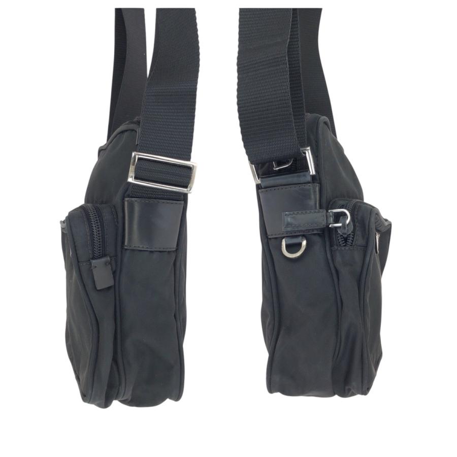 PRADA（プラダ） テスート 三角ロゴプレート ブラック 黒 シルバー金具