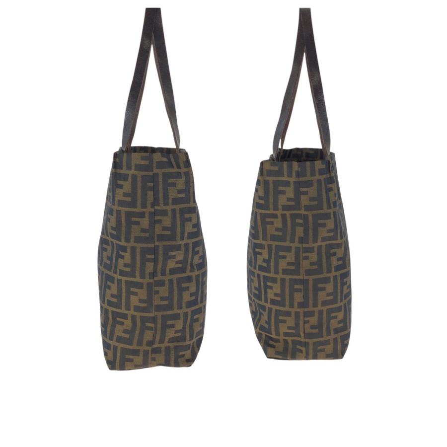 FENDI（フェンディ） 美品 ズッカ ブラウン シルバー金具 ナイロン