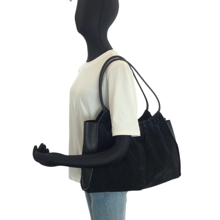 GUCCI（グッチ） 美品 ブラック 黒 シルバー金具 スウェード 001 4332