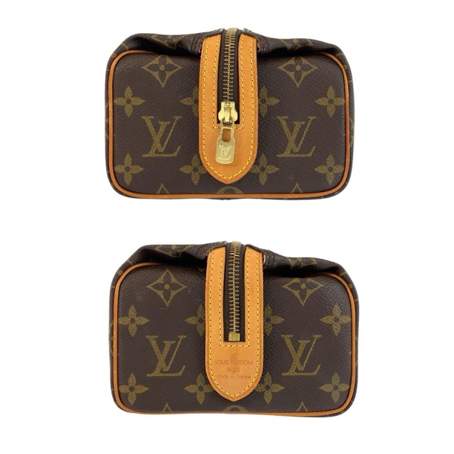 LOUIS VUITTON（ルイ・ヴィトン） モノグラム トゥルース パット