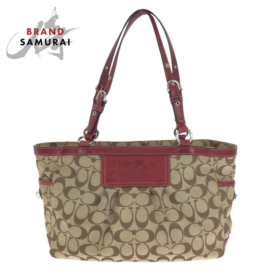 COACH（コーチ） 美品 シグネチャー ベージュ レッド シルバー金具