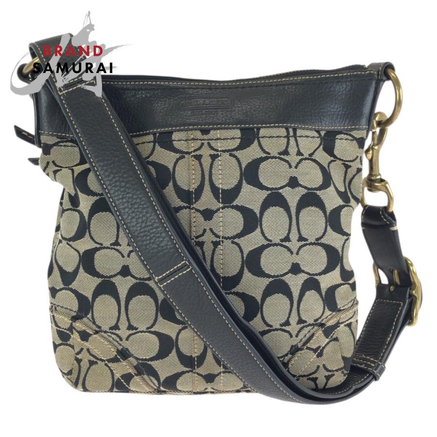 COACH（コーチ） 美品 シグネチャー ミディアムダッフル ブラック