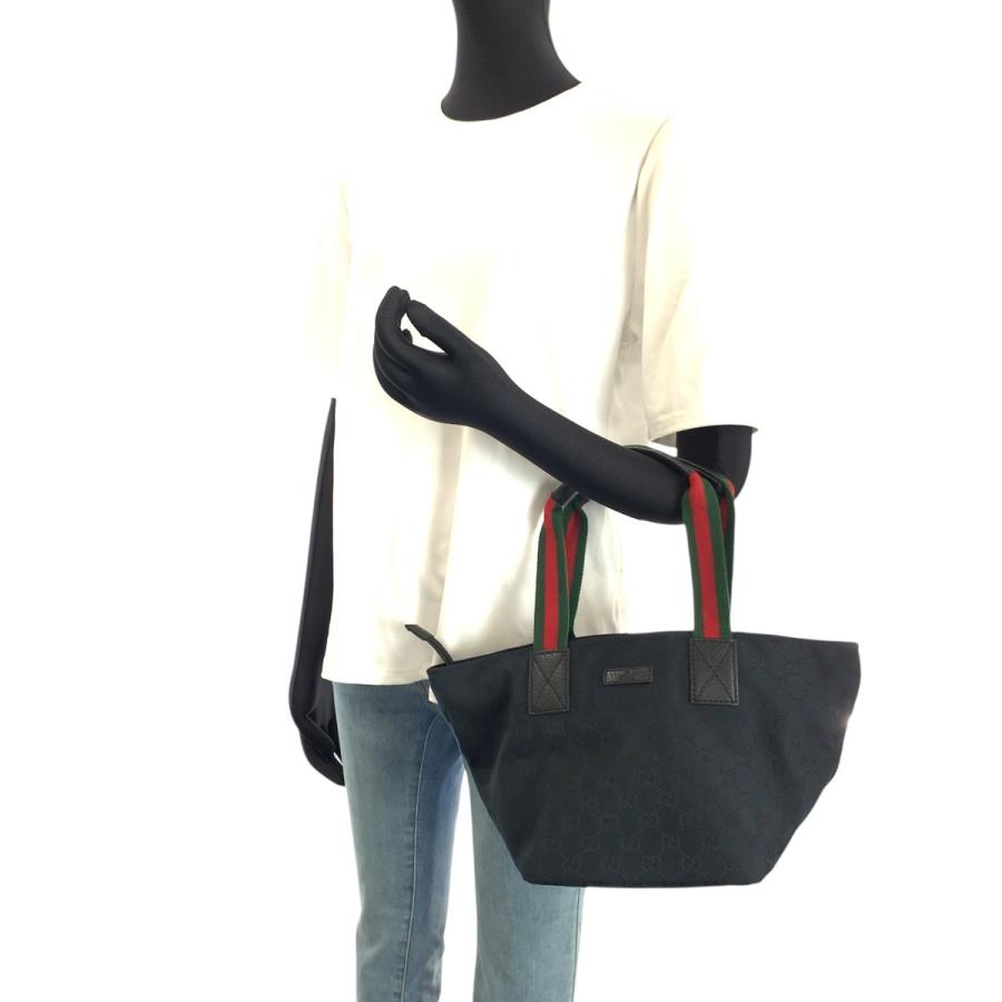 GUCCI（グッチ） 美品 シェリーライン ブラック 黒 GGキャンバス