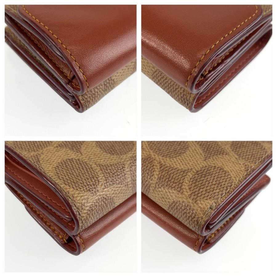 極美品　coach CZ003 PVC 折り財布 コンパクト　シグネチャー COACH（コーチ） 美品 シグネチャー ミニ トライフォールド ブラウン