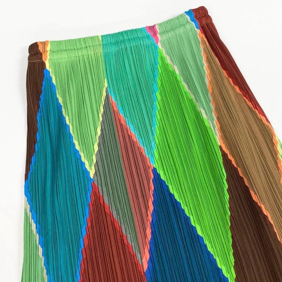 美品 PLEATS PLEASE プリーツプリーズ ダイヤ柄 カットワーク マルチカラー ポリエステル PP64-JG12 プリーツ ロングスカート A3-00009の画像