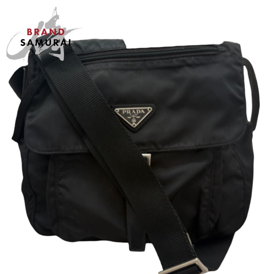 PRADA（プラダ） テスート 三角ロゴ ブラック シルバー金具 ナイロン