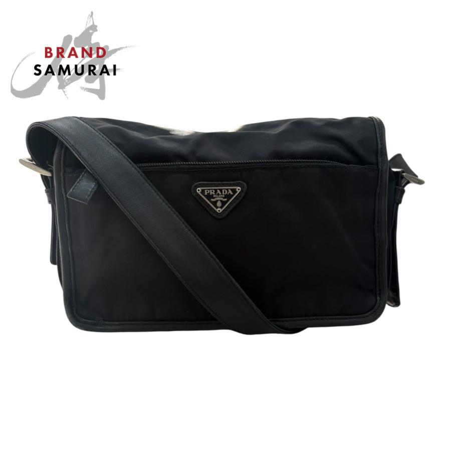 PRADA（プラダ） テスート 三角ロゴ ブラック シルバー金具 ナイロン
