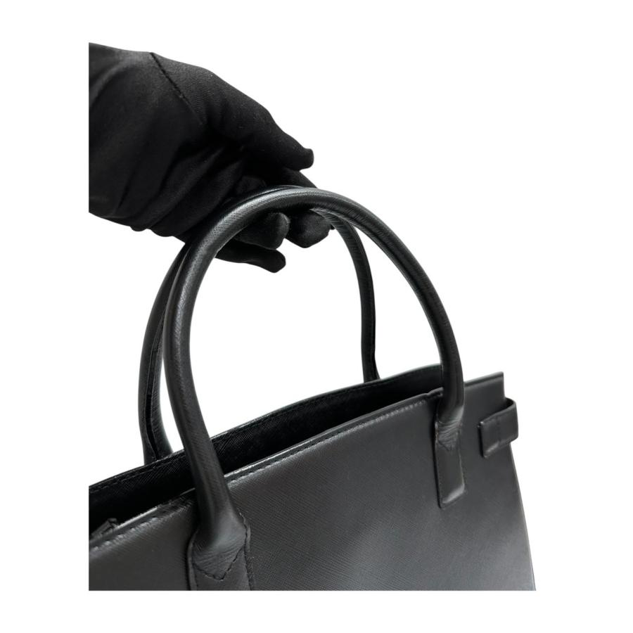 BURBERRY（バーバリー） 美品 ブラック シルバー金具 レザー