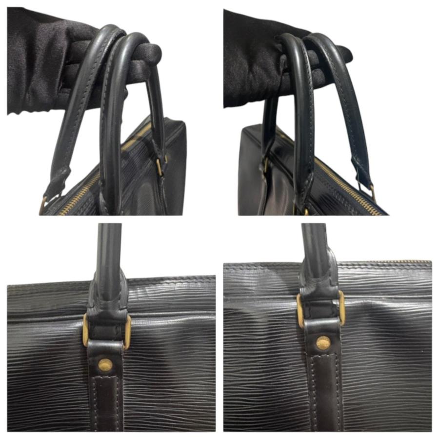 LOUIS VUITTON（ルイ・ヴィトン） エピ ポルトドキュマン