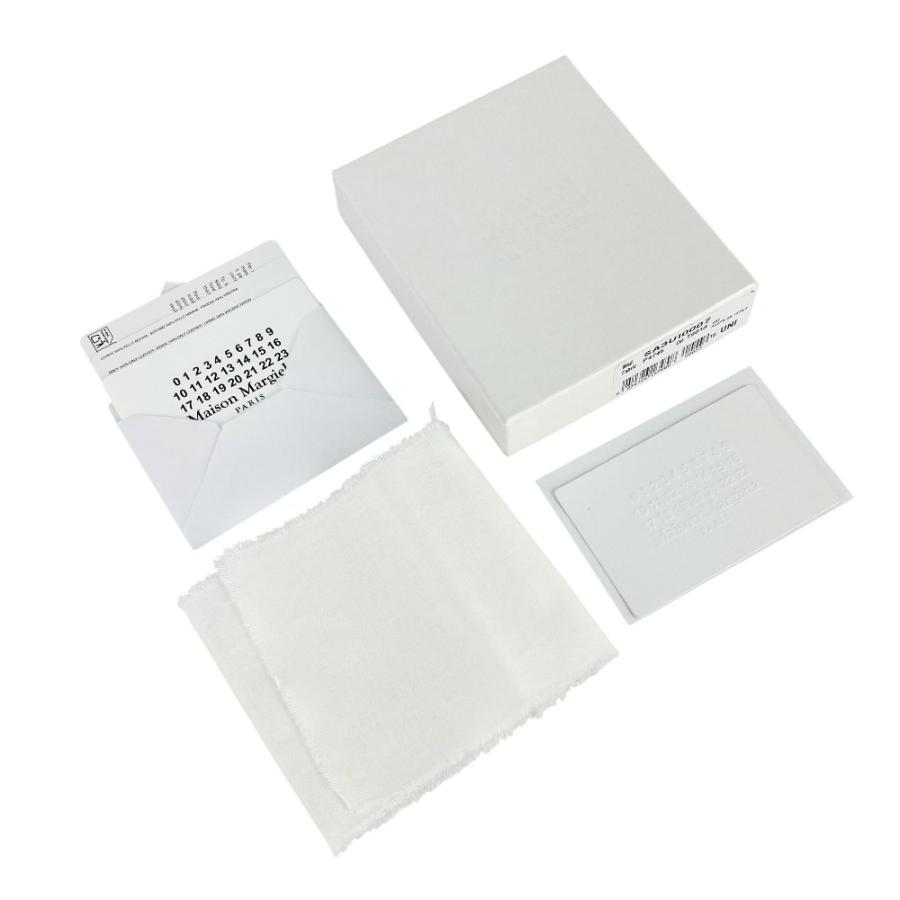 □未使用□ メゾンマルジェラ コンパクトウォレット 財布 二つ折り  