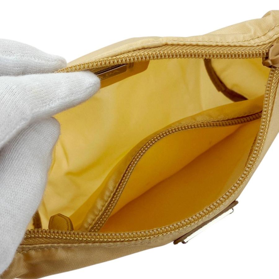 ■新同■　プラダ トライアングルロゴ ポーチ 小物入れ 化粧 メイク テスート ナイロン ベージュ 【374784】2 |  | 06