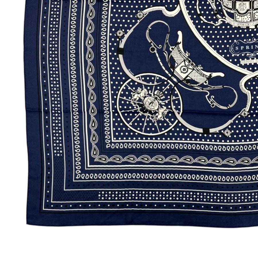 ■未使用■　エルメス カレ140 スカーフ Springs Bandana スプリングス バンダナ 馬車 星 カシミア シルク ネイビー 【394553】3 |  | 04