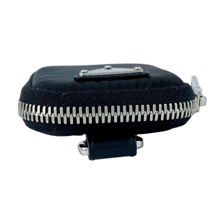 ■新同■　プラダ トライアングルロゴ バッグ チャーム ミニ ポーチ ナイロン ブラック【442612】8 |  | 05