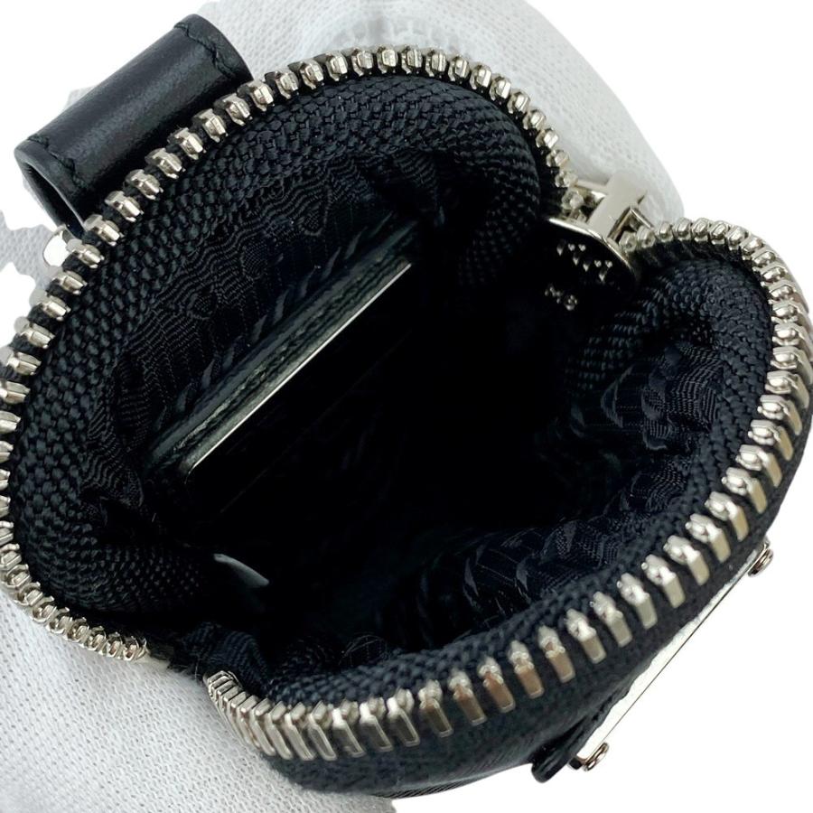 ■新同■　プラダ トライアングルロゴ バッグ チャーム ミニ ポーチ ナイロン ブラック【442612】8 |  | 06