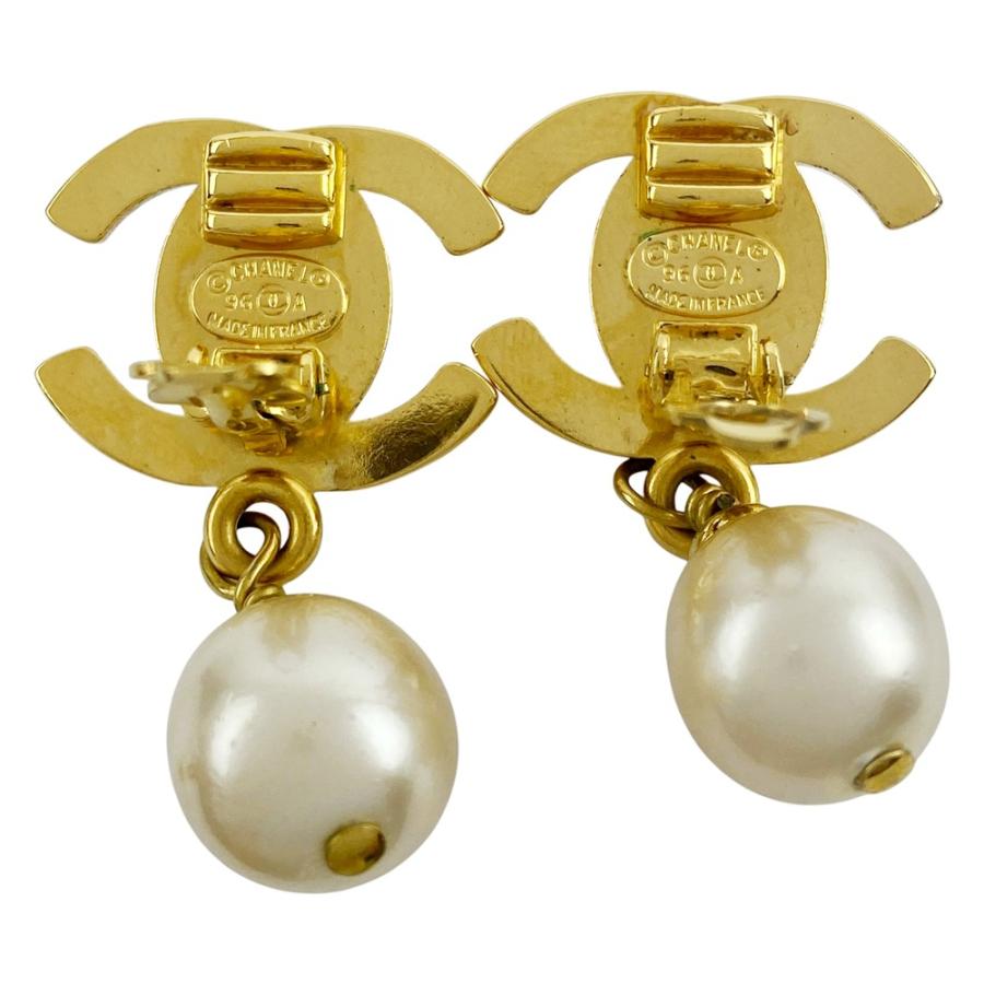 シャネル ■美品■ ココマーク ターンロック フェイクパール イヤリング アクセサリー ゴールド GP 96A【496851】11 |  | 07