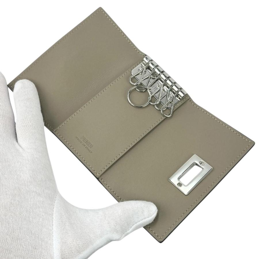 フェンディ ■未使用■ ピーカブー セレリア 6連 キーケース レザー ブルー 箱 【558665】8 |  | 07