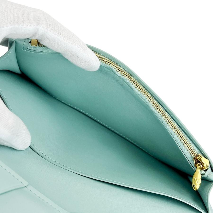 ルイヴィトン ■美品■  ヴェルティカル ウォレット 長財布 トリヨン ガレ  M81367 箱 【573026】13 |  | 06