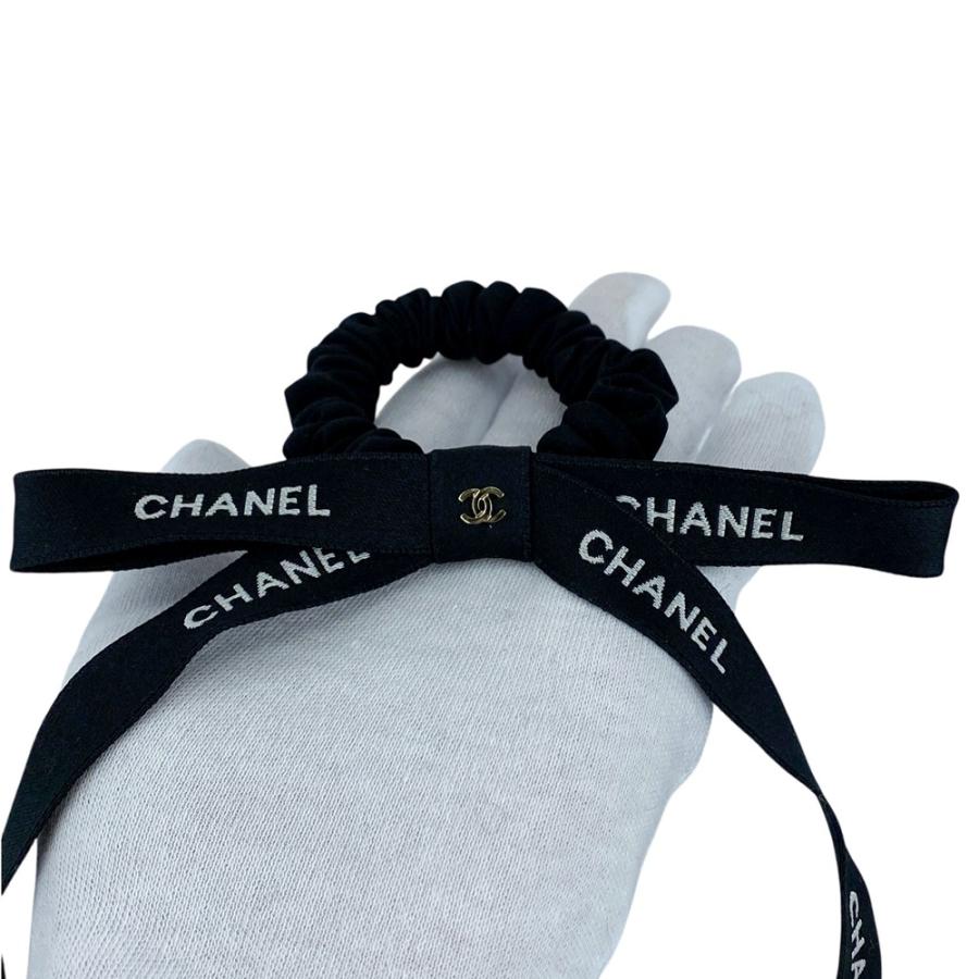シャネル ■美品■  リボンシュシュ ヘアゴム ヘアアクセサリー ロゴ ココマーク シルク ブラック ゴールド 24B 箱 【579486】7 |  | 06