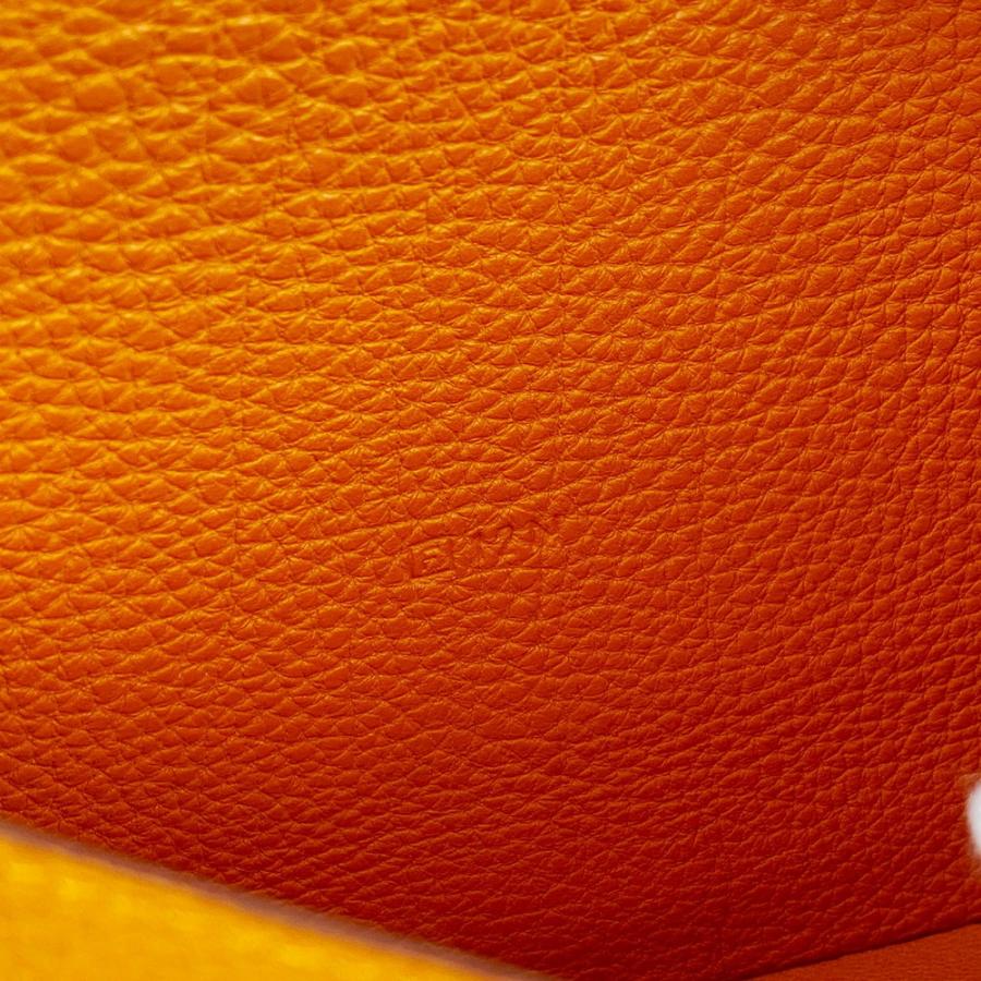 エルメス ■中古■ヴィンテージ■ ドゴン GM 二つ折り 長財布 ウォレット 小銭入れ トゴ オレンジ ゴールド □F刻【587504】9 |  | 09