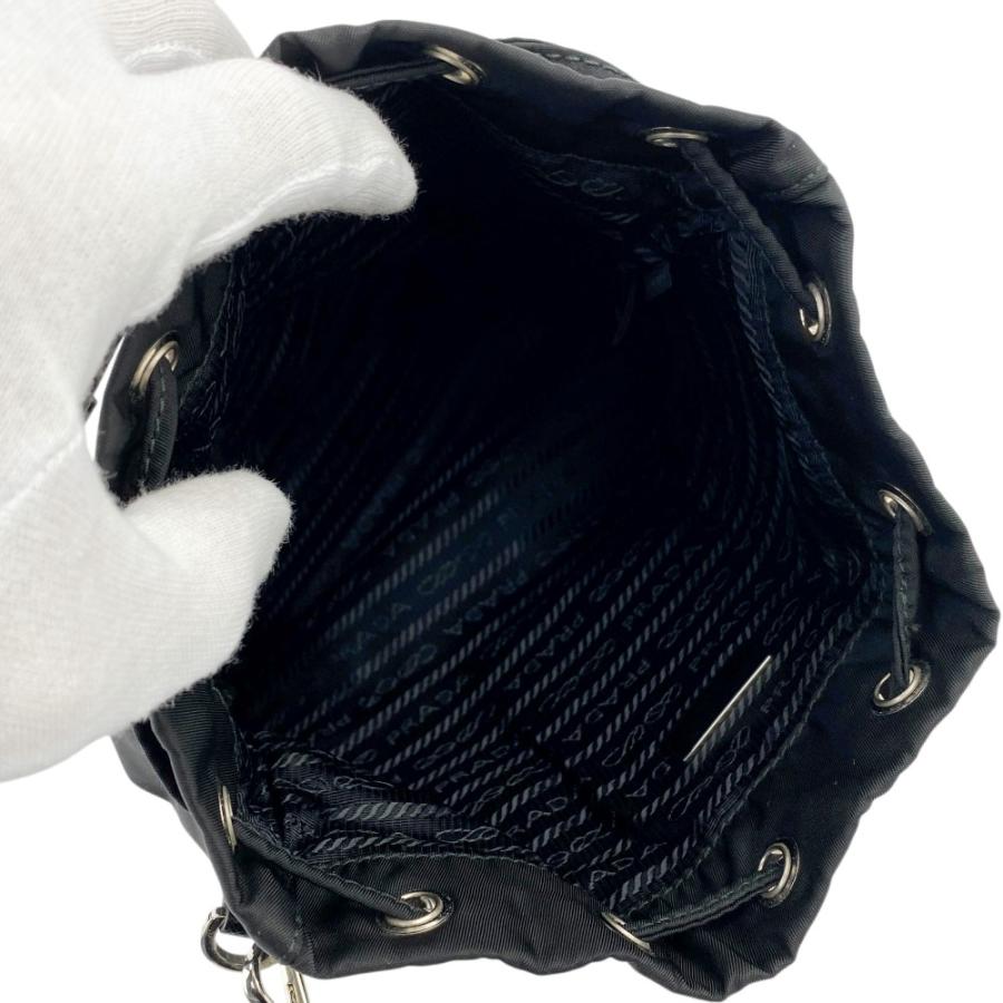 PRADA ナイロンポーチ 巾着 テスート Re-nylon リナイロン プラダ □美品□ 巾着 ポーチ 小物入れ Re-Nylon リナイロン テスート