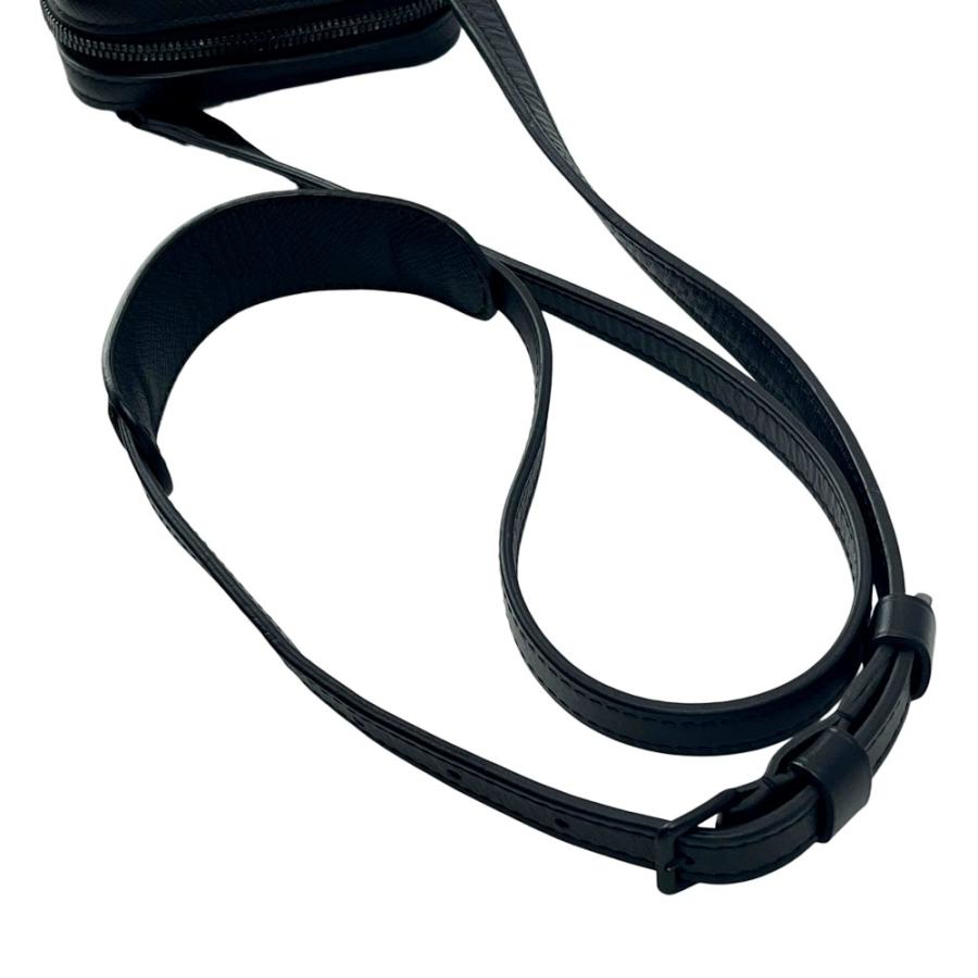 ルイヴィトン ■新同■ ダヌーブ メッセンジャー ショルダー バッグ タイガ レインボー ブラック M30332 箱 【624407】3 |  | 05