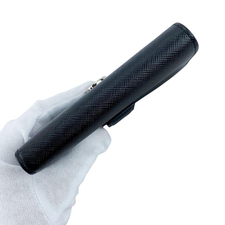 フェラガモ ■新同■ 二つ折り 財布 Wフラップ ウォレット ガンチーニ レザー SS ブラック シルバー JL22-4208 【627767】5 |  | 05