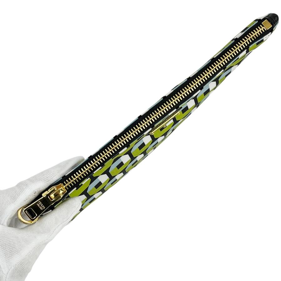 プラダ ■新同■ 化粧 ポーチ メイク Re-Nylon リナイロン グリーン ブラック 1NG545【675027】14 |  | 05