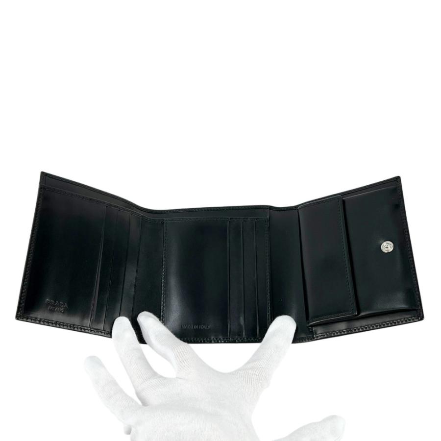 プラダ ■美品■ 三つ折り 財布 ミニ コンパクト ウォレット レザー ブラック 【680182】11 |  | 06