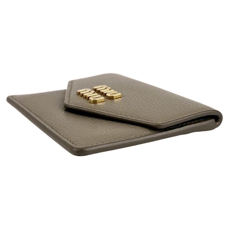 ミュウミュウ ■美品■ カードケース 名刺入れ パスケース ロゴ 小物 レザー グレージュ 5MF031【689390】14 |  | 03