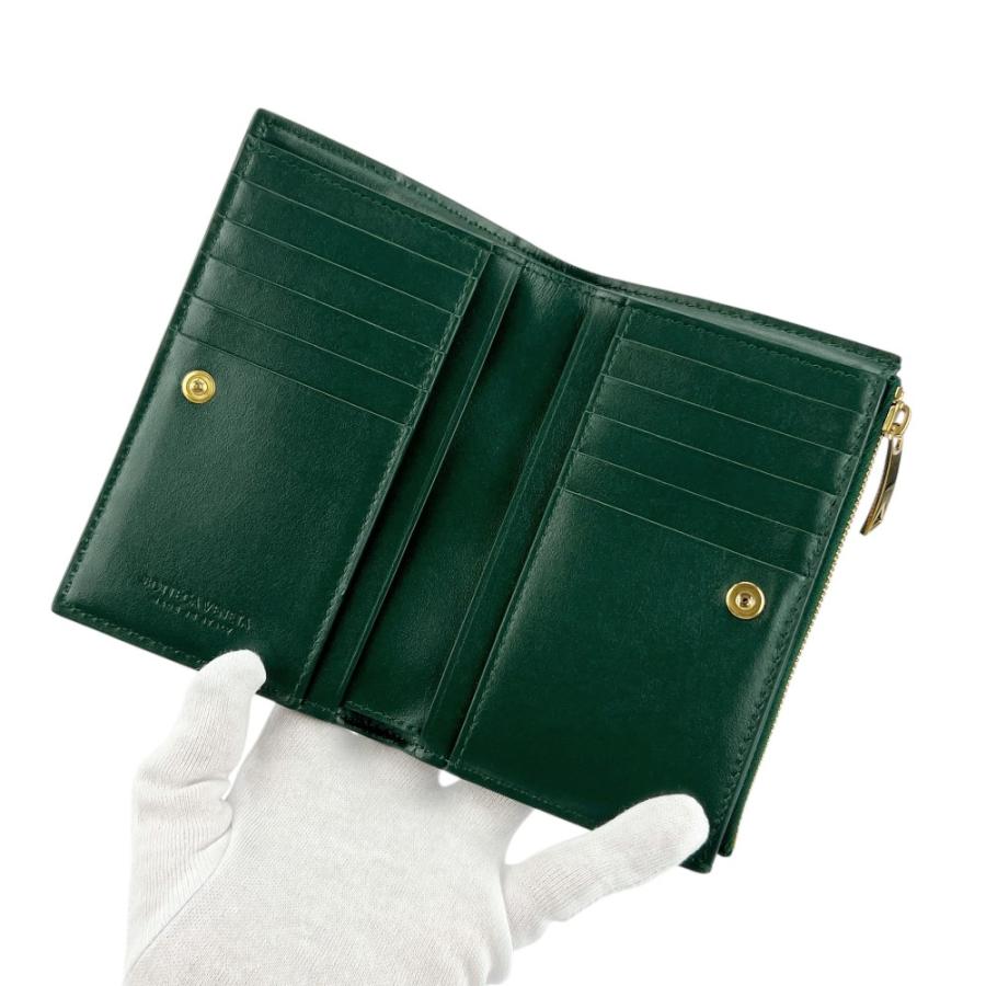 ボッテガヴェネタ ■美品■ マキシイントレチャート カセット 二つ折り 財布 ウォレット レザー グリーン 箱【702631】13 |  | 06