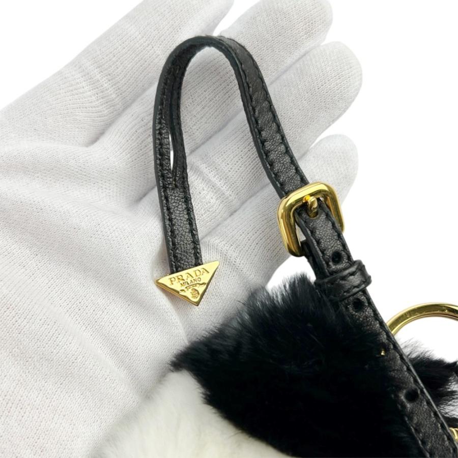 プラダ ■美品■ ファー チャーム キーホルダー トライアングル ロゴ 尻尾 レザー GP ブラック ホワイト ゴールド 1TL045 【718472】5 |  | 02