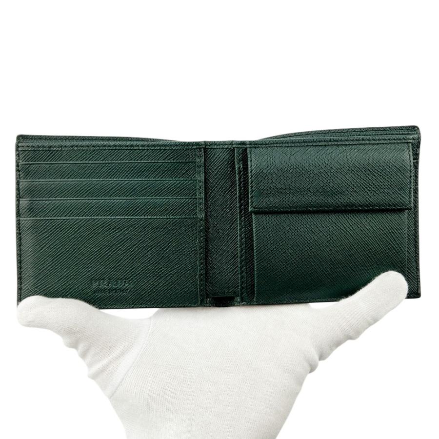 プラダ ■美品■ 二つ折り 財布 ウォレット サフィアーノ グレー グリーン 【727085】8 |  | 06