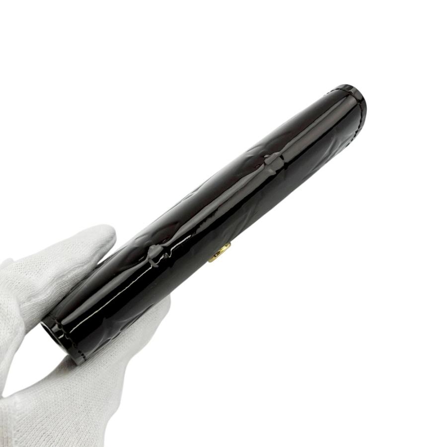 ルイヴィトン ■美品■ ミュルティクレ4 ４連 キーケース 鍵入れ ヴェルニ アマラント M90909 箱 【756160】11 |  | 05