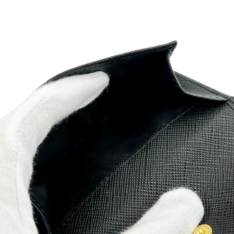 プラダ ■美品■ 三つ折り 財布 コンパクト ウォレット 三角ロゴ サフィアーノ ブラック 【763588】11 |  | 08
