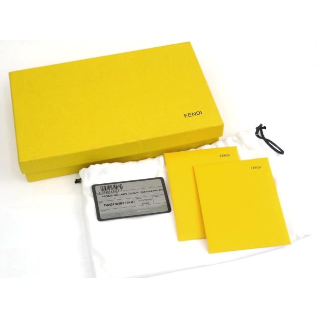 美品フェンディ　ズッカ　 ラウンドジップ　長財布　レザー　キャンバス FENDI フェンディ レザー ズッカ ラウンドジップ ウォレット