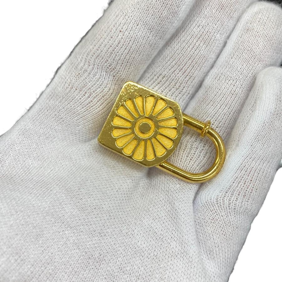 ▼値下げ▼■中古■　エルメス カデナ バッグ チャーム 太陽 ゴールド GP 【93975】 |  | 09