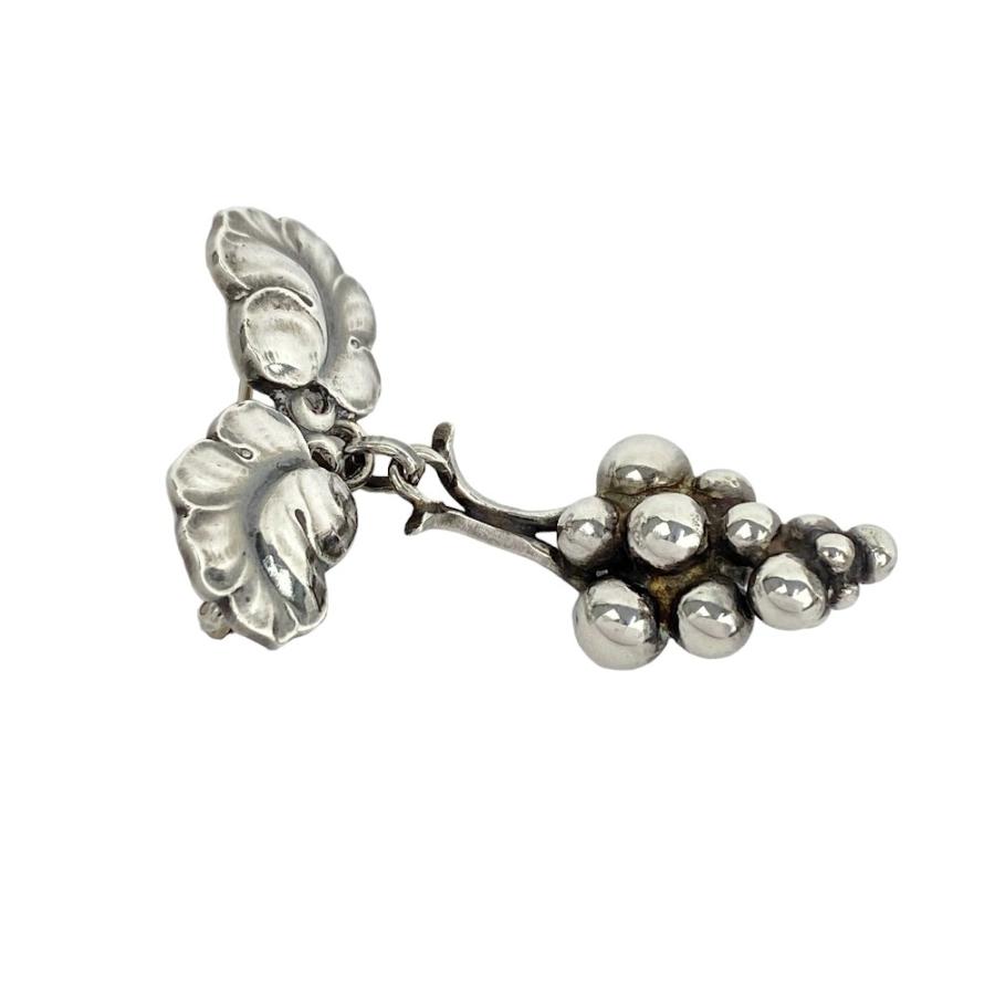 ▼値下げ▼　■美品■　ジョージジェンセン グレープ ぶどう ブローチ シルバー SV #217 【95696】 |  | 02