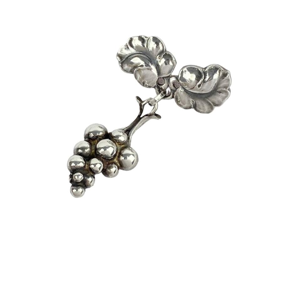 ▼値下げ▼　■美品■　ジョージジェンセン グレープ ぶどう ブローチ シルバー SV #217 【95696】 |  | 04