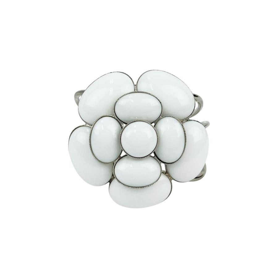 シャネル ■美品■ カメリア バングル フラワー シルバー ホワイト カラーストーン SS 98C 箱 【A8】1 |  | 04