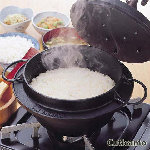 岩鋳（IWACHU） 南部鉄器 鋳鉄ごはん鍋 21-085 3合炊き GGH-01 : Loop