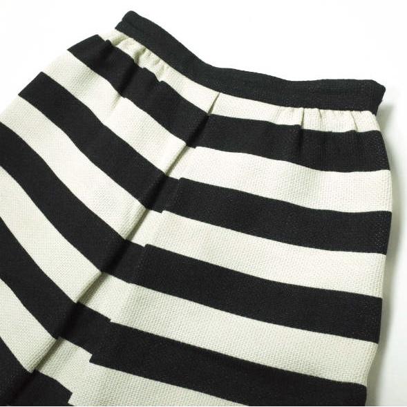 IENA イエナ 日本製 ウールアクリル ボーダースカート 09060900306030 36 ブラック/ベージュ 台形 ボトムス g10178 |  | 03