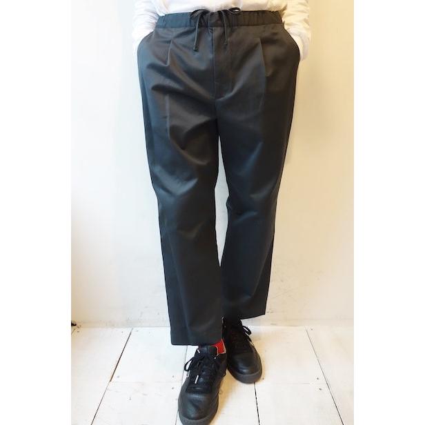 VAINL ARCHIVE ヴァイナルアーカイブ 日本製 EASY-PT-F 1タックテーパードイージーパンツ 2218012 S MID-GRAY クロップド ボトムス g10540 |  | 08